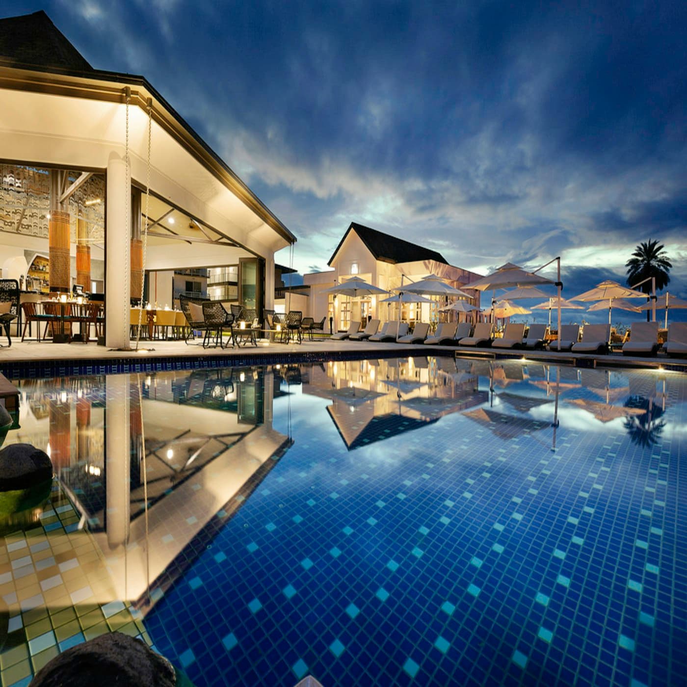 Schwimmbad und Wellnessbereich im Medical Wellness Zentrum